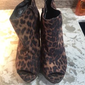 Leopard Chinese Laundry Wedges